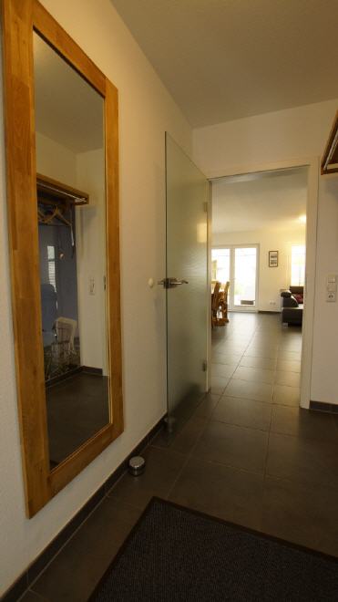 � Hansj&uuml;rgen Schuster