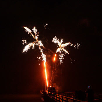 Silvesterfeuerwerk Seebr&uuml;cke Dahme